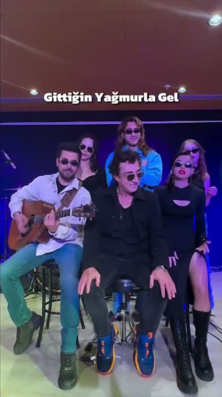 En sevilen Ayna şarkıları